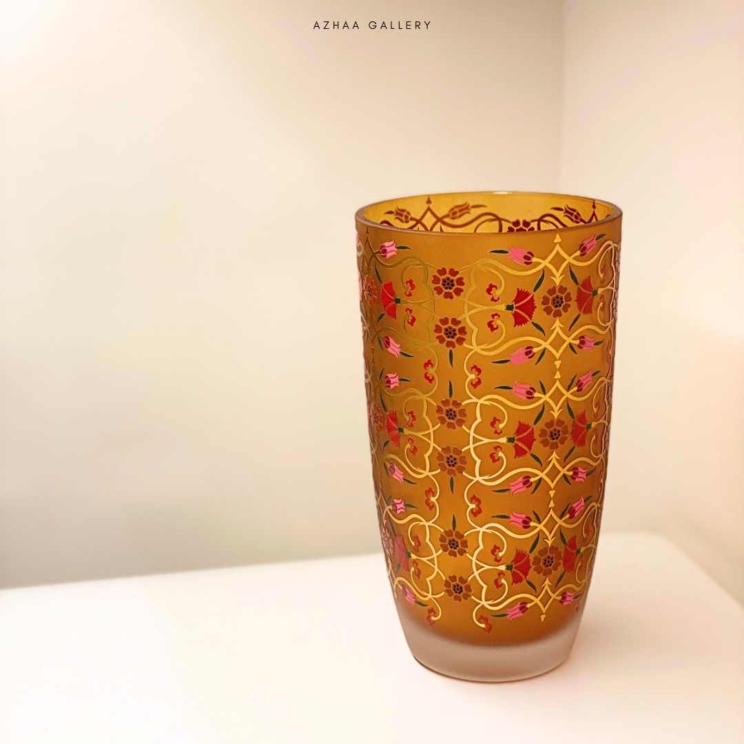 Kadife Vezo Vase