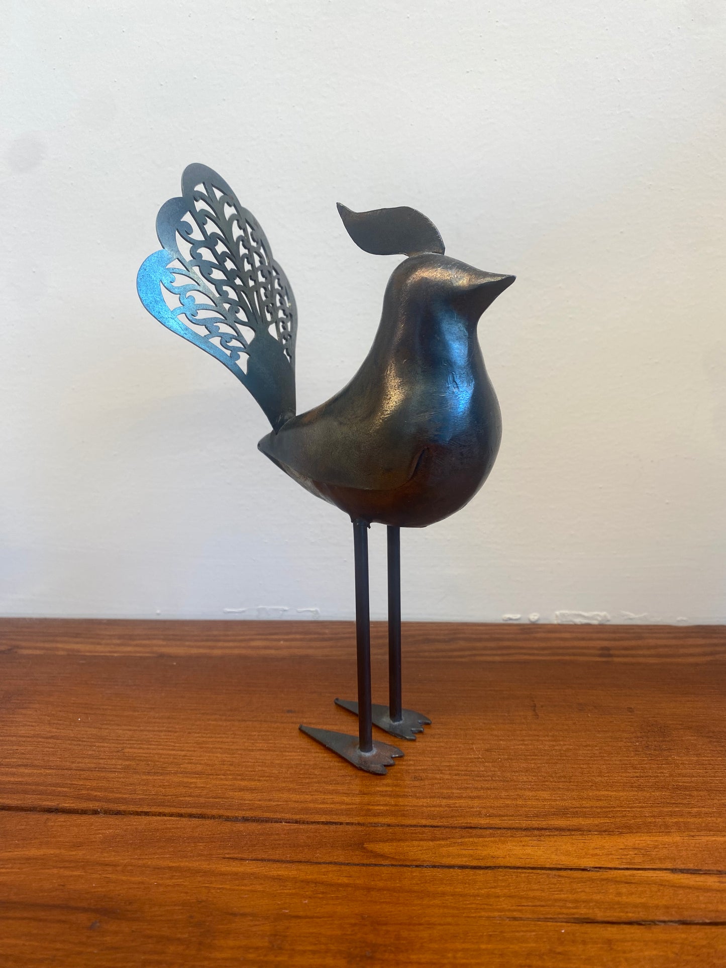 Long Legs Metal bird stand